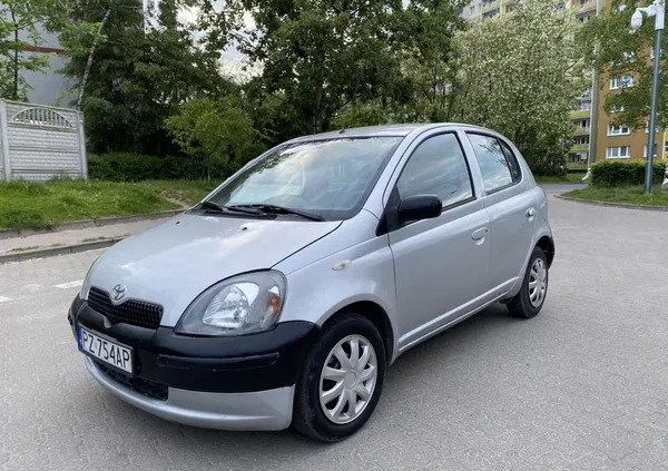 samochody osobowe Toyota Yaris cena 3999 przebieg: 352967, rok produkcji 2000 z Poznań